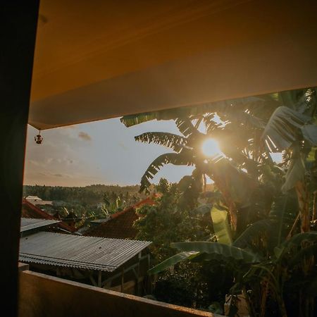 Prasi Sunrise Homestay Toyapakeh Esterno foto