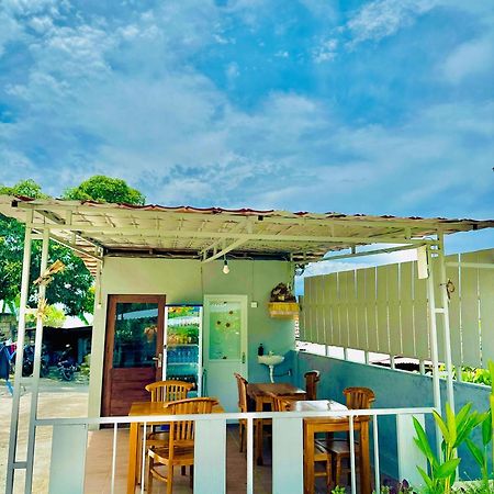 Prasi Sunrise Homestay Toyapakeh Esterno foto
