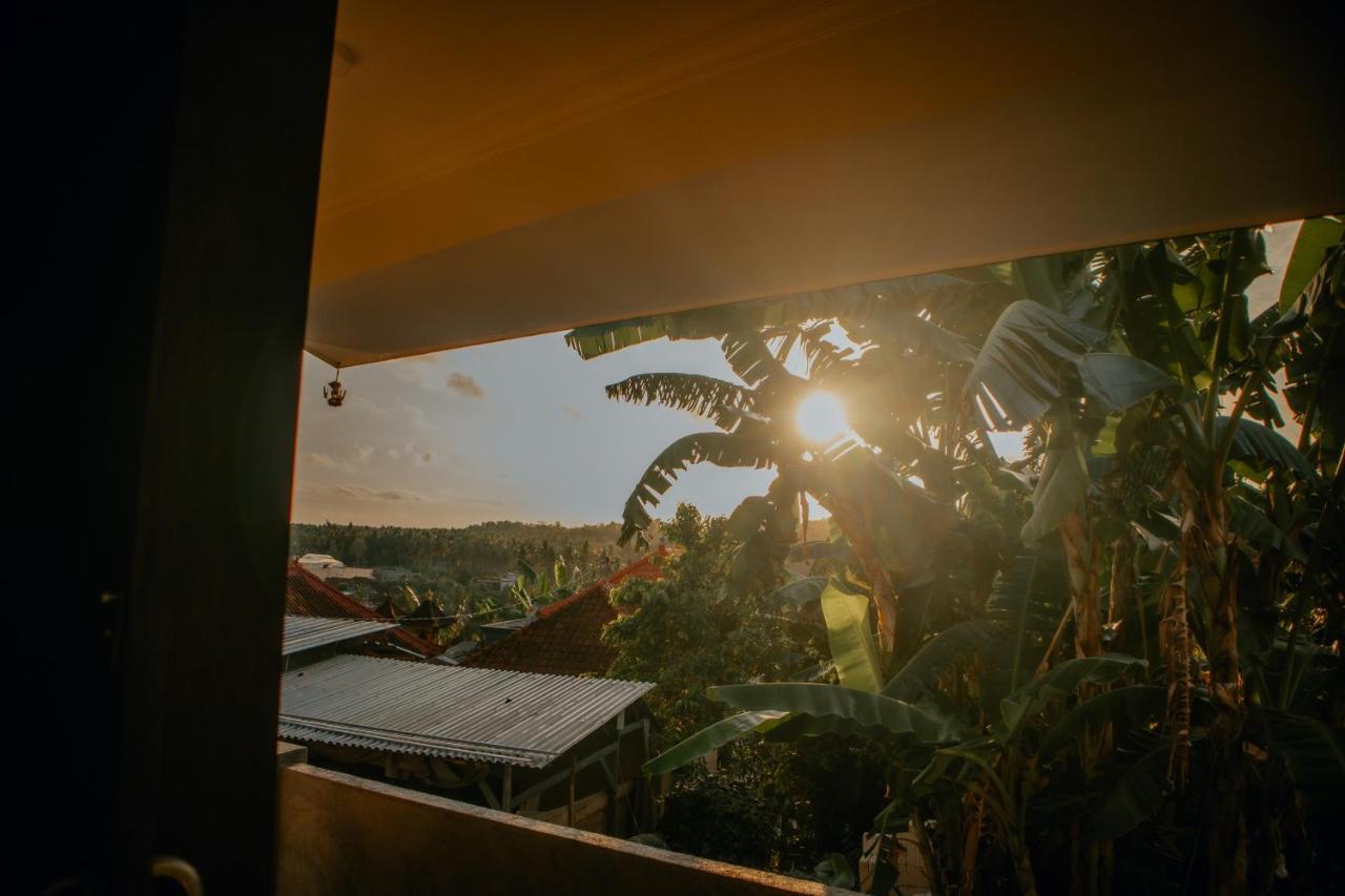 Prasi Sunrise Homestay Toyapakeh Esterno foto