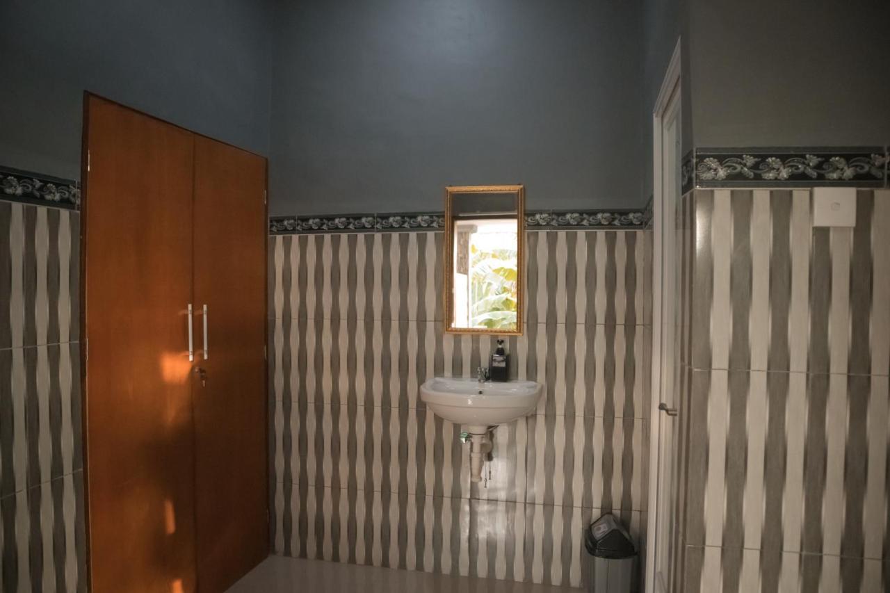 Prasi Sunrise Homestay Toyapakeh Esterno foto
