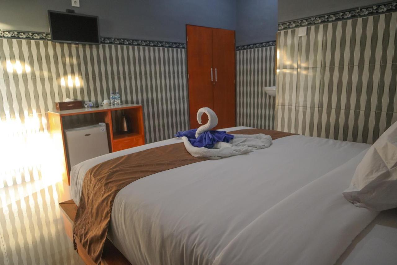 Prasi Sunrise Homestay Toyapakeh Esterno foto