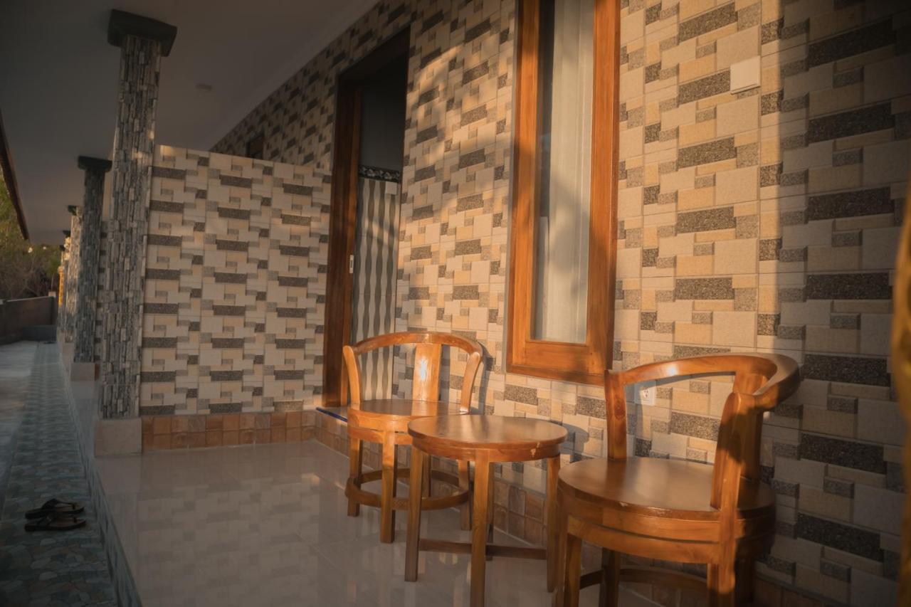 Prasi Sunrise Homestay Toyapakeh Esterno foto