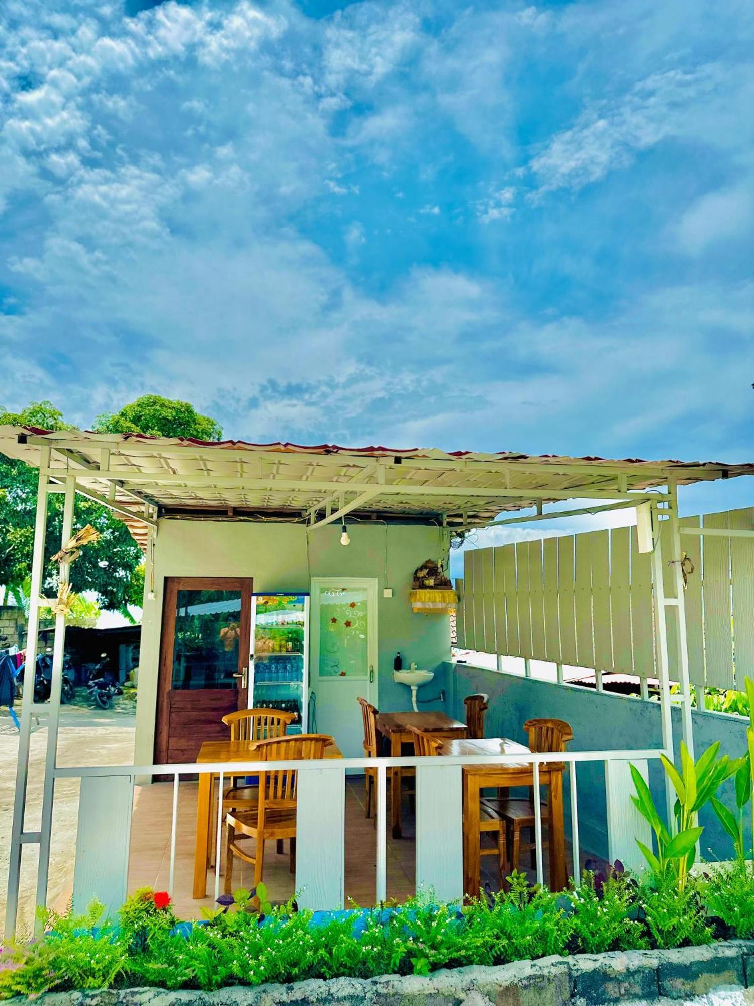 Prasi Sunrise Homestay Toyapakeh Esterno foto